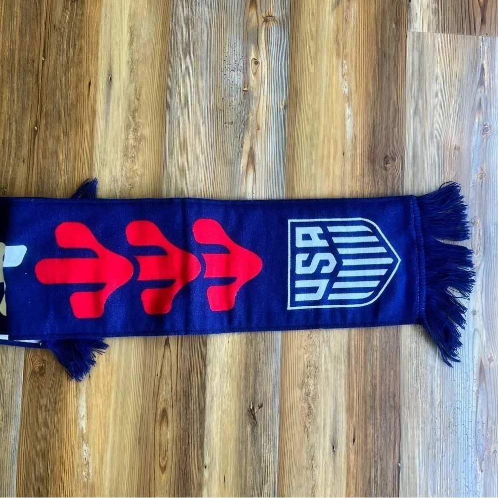 RuffNeck US Men's National Team Only Forward Soccer Scarf SKU#C24228